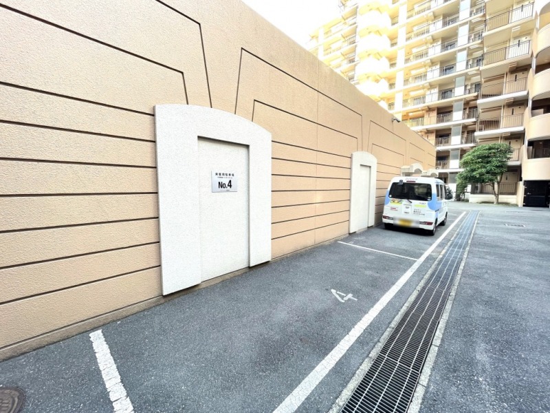 【来客用駐車場】来客用駐車場もご用意があります。