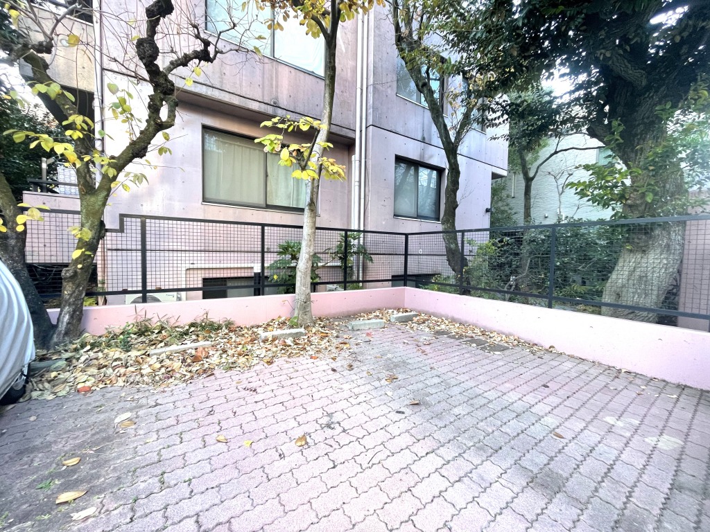 アビターレ目白1階の中古リノベーション物件情報｜東京都新宿区、目白