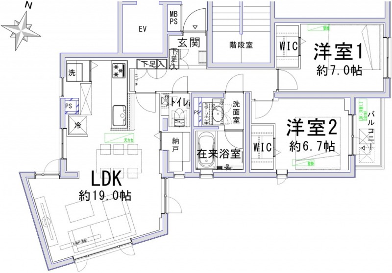 【間取り:2LDK】専有面積80.81㎡、バルコニー面積3.48㎡。約19.0帖のリビングダイニングキッチンに、ウォークインクローゼット付きの約7.0帖・約6.7帖の洋室があり、リビングに納戸、玄関にシューズクローゼットを2か所に設置し、専用トランクルームも付きで収納も充実しています。在来のバスルームや専用手洗い付きトイレなど水回りにもゆとりがあります。陽当たり良好な東・南・西の3方角住戸です。専用駐車場の使用権付きです。