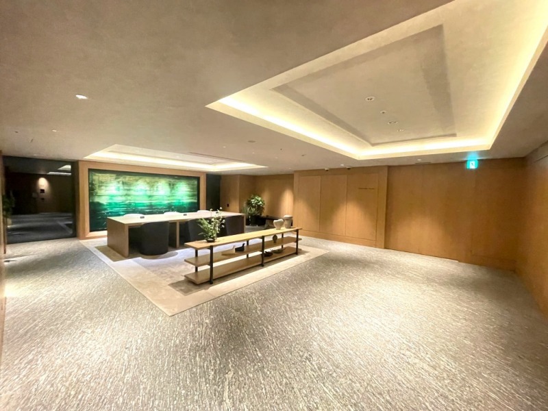 【共用部】多彩な共用設備が充実。くつろぎのラウンジなど、日常にゆとりをもたらす空間が整っています。