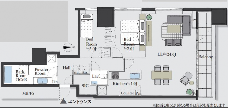 【間取り:2LDK】専有面積85.28㎡、バルコニー面積10.45㎡。床暖房付きの約24.6帖のリビングダイニングに約4.0帖のキッチン。約7.0帖と約5.0帖の洋室があり、それぞれにクローゼット、廊下に収納、玄関にシューズインクローゼットを備え、収納も充実しています。2面採光の開放感のある住戸です。