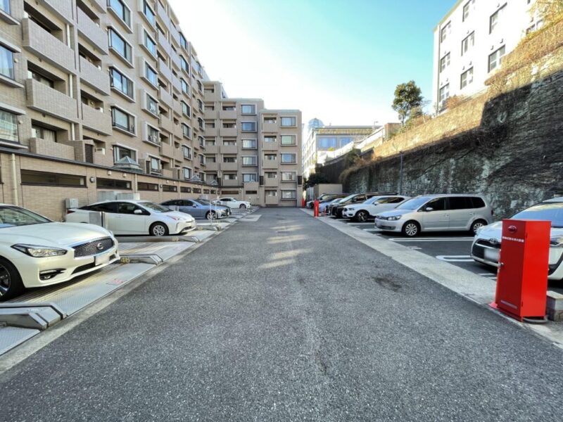【駐車場】】敷地内にある機械式駐車場です。