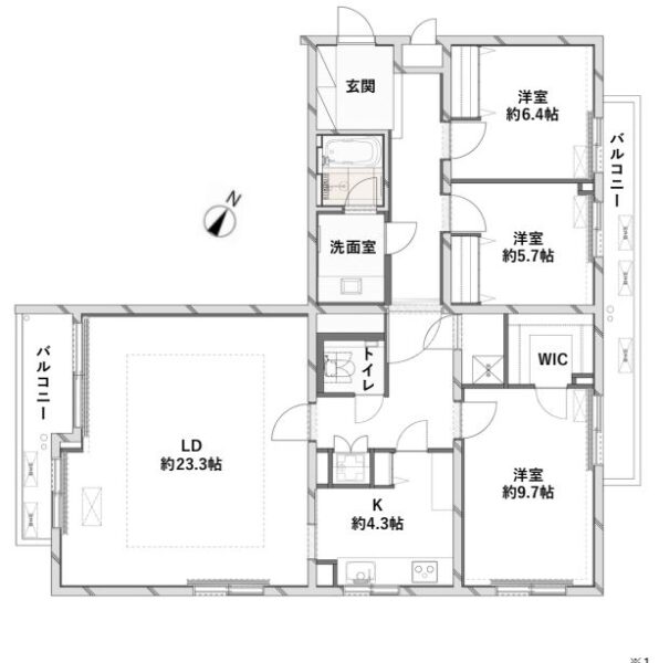 【間取り:3LDK】専有面積124.55㎡、バルコニー面積16.35㎡。床暖房付きの約23.3帖のリビングダイニングに約4.3帖のキッチン。ウォークインクローゼット付きの約9.7帖、クローゼット付きの約6.4帖と約5.7帖の洋室があります。2面バルコニーや南西向きで陽当たり・通風・眺望良好な3方角住戸です。