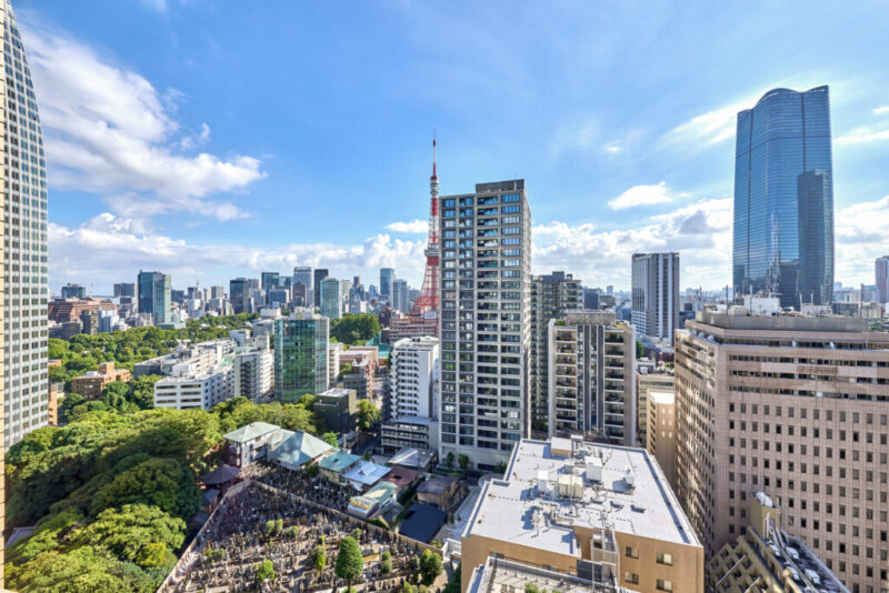 【住戸からの眺望】東京タワーを中心に都会的な風景の中にも緑と広い空が融合した爽快な眺望です。